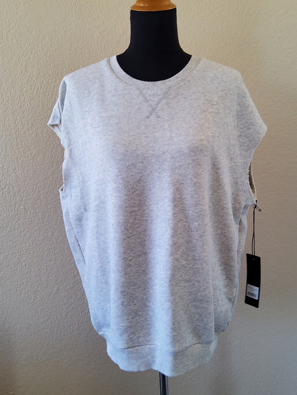 Wear It To Heart Chelsea Sleeveless Sweatshirt Oatmeal Grey Size S NWT